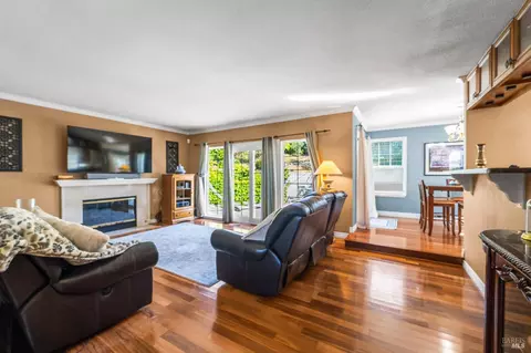 Living - 128 Chesapeake Dr, Vallejo, CA 94591 photo 3 of 5