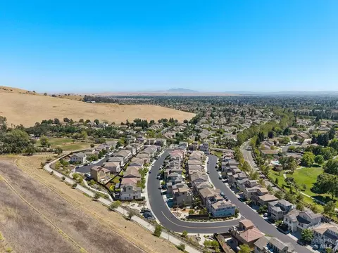 View/Area - 4471 Bahama Way, Fairfield, CA 94533 photo 5 of 6
