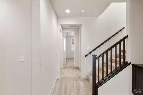 Entry Way - 4471 Bahama Way, Fairfield, CA 94533 photo 3 of 6