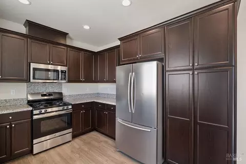 Kitchen - 4471 Bahama Way, Fairfield, CA 94533 photo 3 of 3