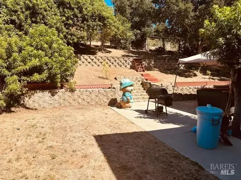 Exterior - 200 Paddlewheel Dr, Vallejo, CA 94591 photo 5 of 8