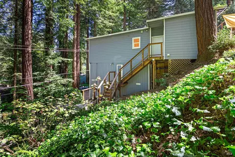 14194 Lovers Ln, Guerneville, CA 95446