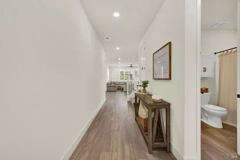 Entry Way - 5850 Maroon Pl, Fairfield, CA 94533 photo 1 of 7