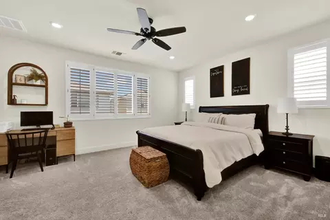 Bedroom - 5850 Maroon Pl, Fairfield, CA 94533 photo 3 of 10