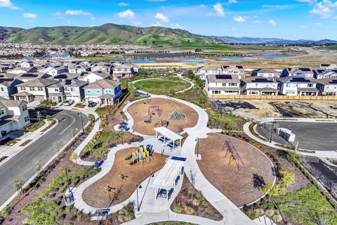 View/Area - 5850 Maroon Pl, Fairfield, CA 94533 photo 10 of 11