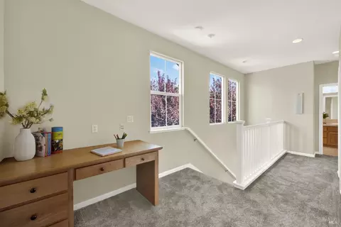 Entry Way - 911 Walden Ct, Fairfield, CA 94533 photo 1 of 2