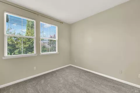 Bedroom - 911 Walden Ct, Fairfield, CA 94533 photo 7 of 10