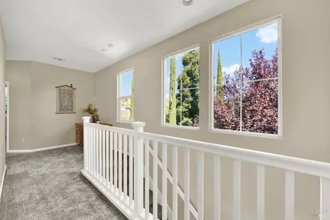 Entry Way - 911 Walden Ct, Fairfield, CA 94533 photo 2 of 2