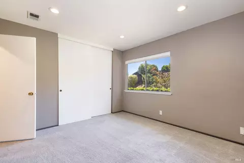 Bedroom - 315 Barcelona St, Vallejo, CA 94591 photo 4 of 8