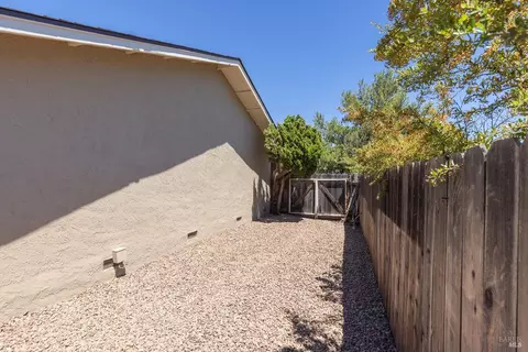 Exterior - 315 Barcelona St, Vallejo, CA 94591 photo 13 of 13