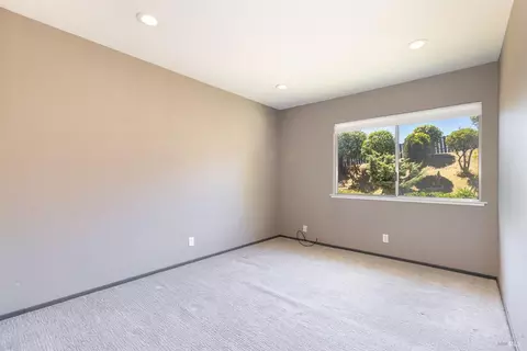 Bedroom - 315 Barcelona St, Vallejo, CA 94591 photo 1 of 8