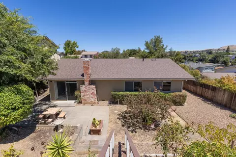 Exterior - 315 Barcelona St, Vallejo, CA 94591 photo 11 of 13