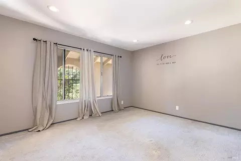Bedroom - 315 Barcelona St, Vallejo, CA 94591 photo 5 of 8