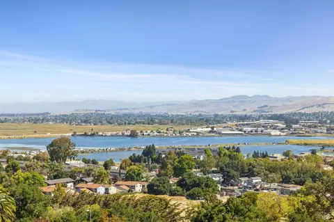 View/Area - 80 Frey Pl, Vallejo, CA 94590 photo 2 of 9