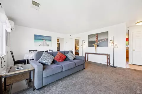 Living - 80 Frey Pl, Vallejo, CA 94590 photo 4 of 7