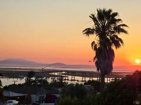 View/Area - 74 C St, Vallejo, CA 94590 photo 9 of 15