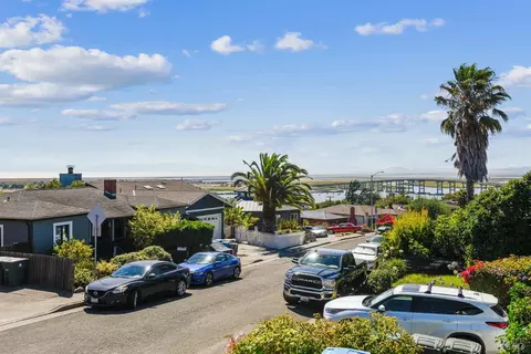 View/Area - 74 C St, Vallejo, CA 94590 photo 1 of 15