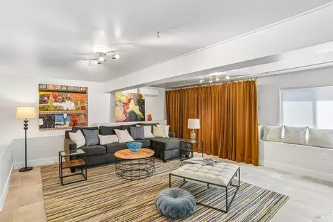 Living - 74 C St, Vallejo, CA 94590 photo 5 of 5