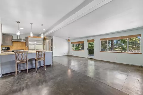 9333 Redtail Hawk Ln, Cotati, CA 94931 photo 5