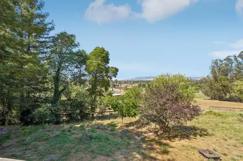 9333 Redtail Hawk Ln, Cotati, CA 94931 photo 30