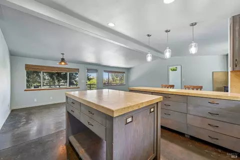 9333 Redtail Hawk Ln, Cotati, CA 94931 photo 13