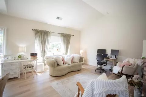Living - 827 Glen Miller Dr, Windsor, CA 95492 photo 3 of 3