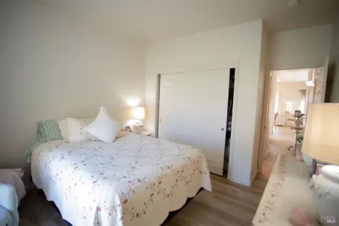 Bedroom - 827 Glen Miller Dr, Windsor, CA 95492 photo 2 of 3
