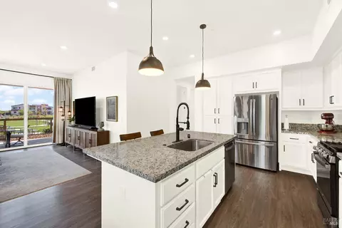 Kitchen - 2456 Shore Vis, Fairfield, CA 94533 photo 2 of 3