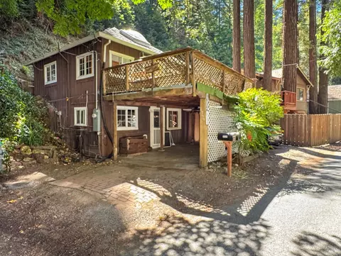 15190 Willow Rd, Guerneville, CA 95446