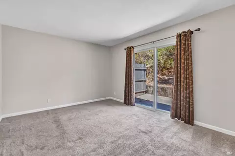 Bedroom - 540 Fleming Ave E, Vallejo, CA 94591 photo 3 of 6
