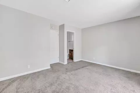 Bedroom - 540 Fleming Ave E, Vallejo, CA 94591 photo 4 of 6