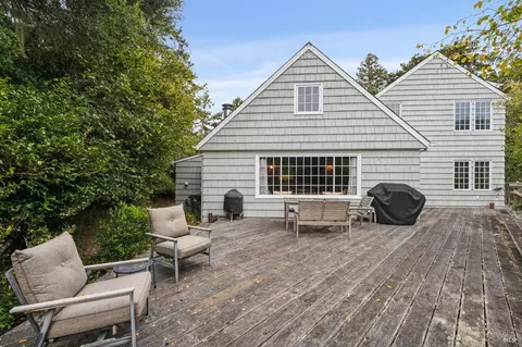Exterior - 6 Cameron St, Inverness, CA 94937 photo 3 of 15