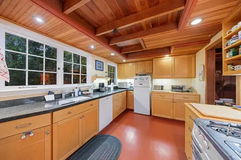 Kitchen - 6 Cameron St, Inverness, CA 94937 photo 7 of 7