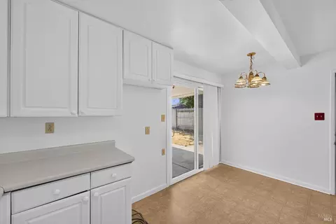 Dining - 1006 Buchanan St, Fairfield, CA 94533 photo 1 of 1