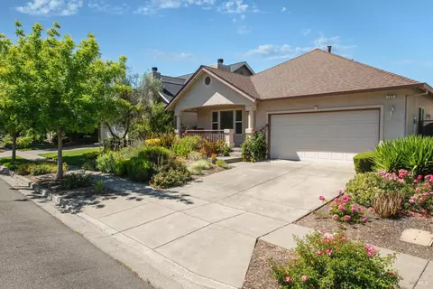 Exterior - 142 Clay St, Sonoma, CA 95476 photo 11 of 11