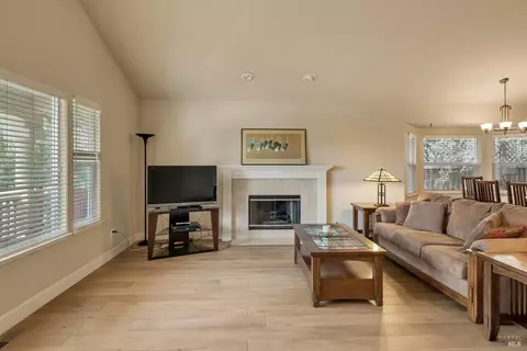 Living - 142 Clay St, Sonoma, CA 95476 photo 5 of 5