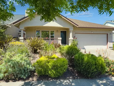 Exterior - 142 Clay St, Sonoma, CA 95476 photo 2 of 11