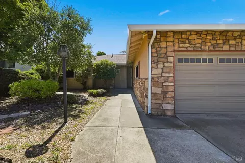 Exterior - 1032 Atherton St, Vallejo, CA 94590 photo 6 of 16