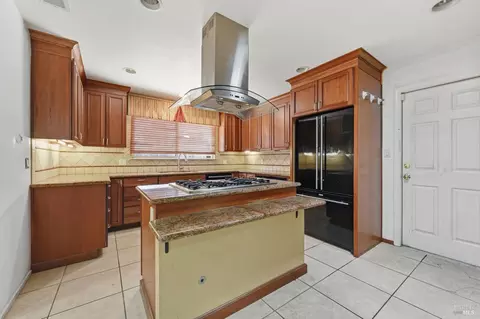Kitchen - 1032 Atherton St, Vallejo, CA 94590 photo 2 of 7