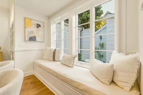 Entry Way - 230 Miller Ave, Mill Valley, CA 94941 photo 1 of 2