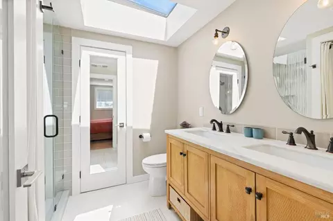 19 Liberty Dock, Sausalito, CA 94965 photo 31