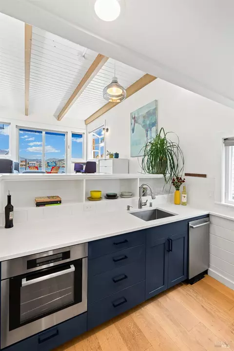19 Liberty Dock, Sausalito, CA 94965 photo 11