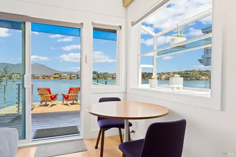 19 Liberty Dock, Sausalito, CA 94965 photo 2