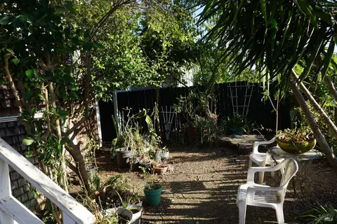 Exterior - 819 Monterey St, Vallejo, CA 94590 photo 3 of 13