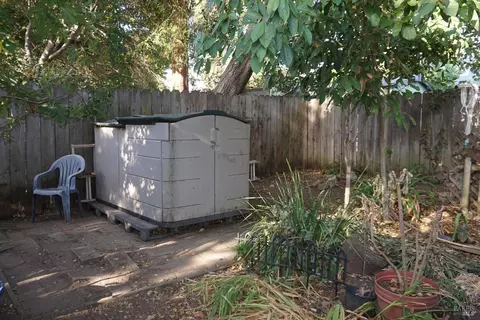 Exterior - 819 Monterey St, Vallejo, CA 94590 photo 10 of 13
