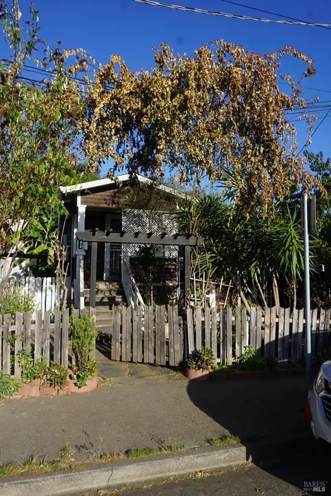 Other - 819 Monterey St, Vallejo, CA 94590 photo 1 of 3