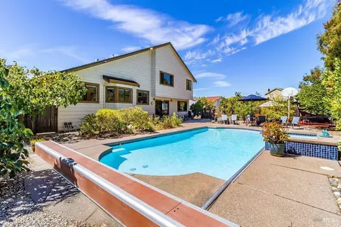 Exterior - 848 Wellfleet Dr, Vallejo, CA 94591 photo 8 of 22