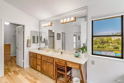 Bath - 848 Wellfleet Dr, Vallejo, CA 94591 photo 4 of 7