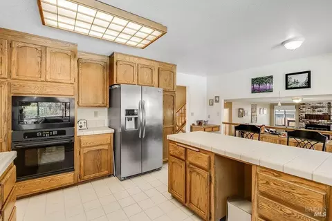 Kitchen - 848 Wellfleet Dr, Vallejo, CA 94591 photo 4 of 5
