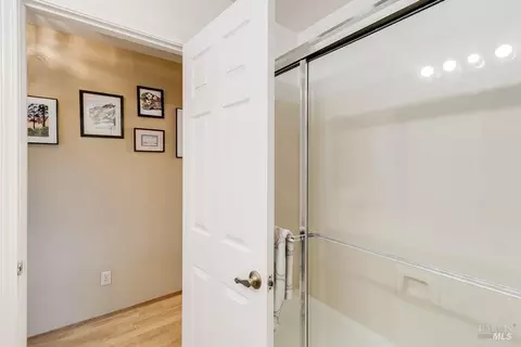 Bath - 848 Wellfleet Dr, Vallejo, CA 94591 photo 7 of 7